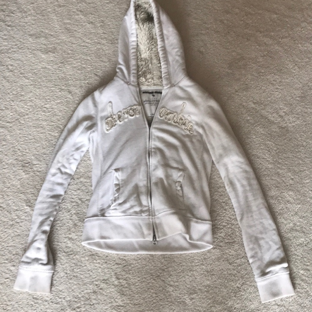 White hoodie